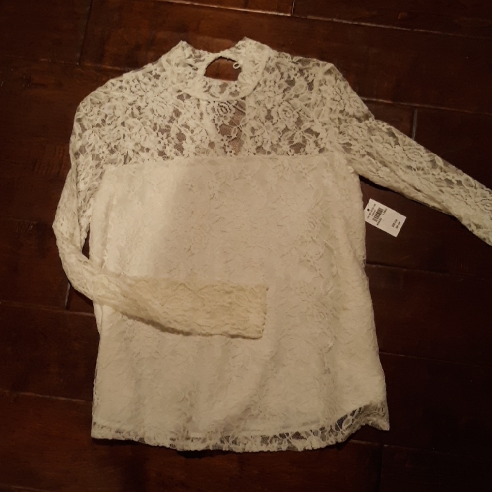2 lace tops Limited small and Abercrombie xs